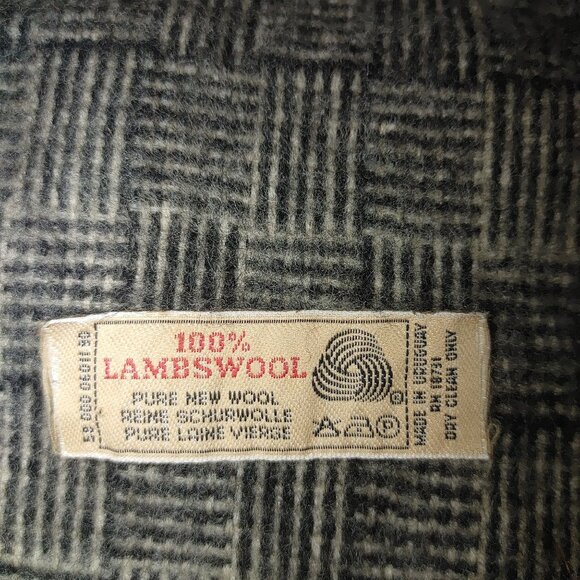 Classic Houndstooth Lambswool Scarf With Fringe - Picture 2 of 4